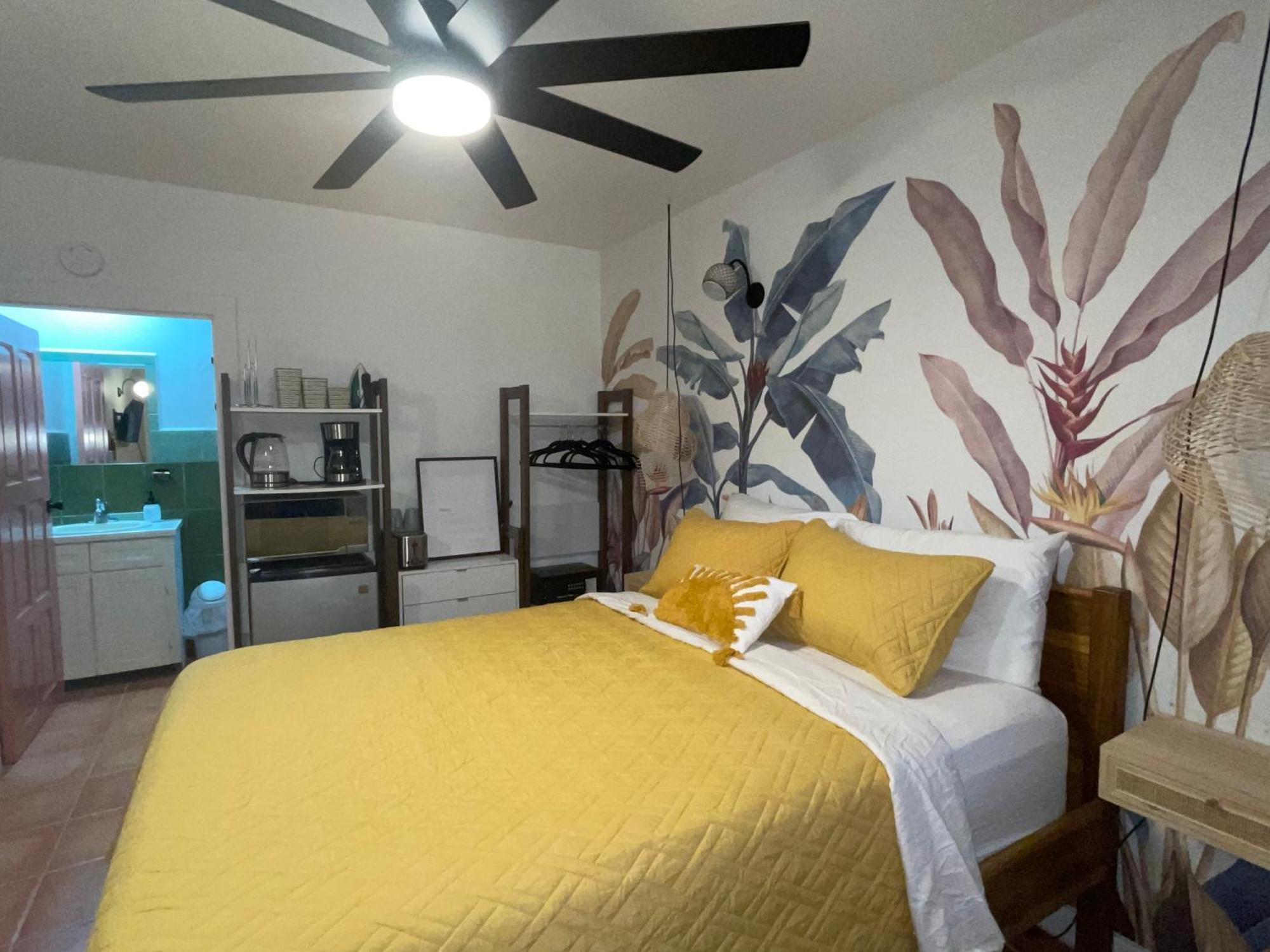 Hotel Alux House Placencia Exteriér fotografie